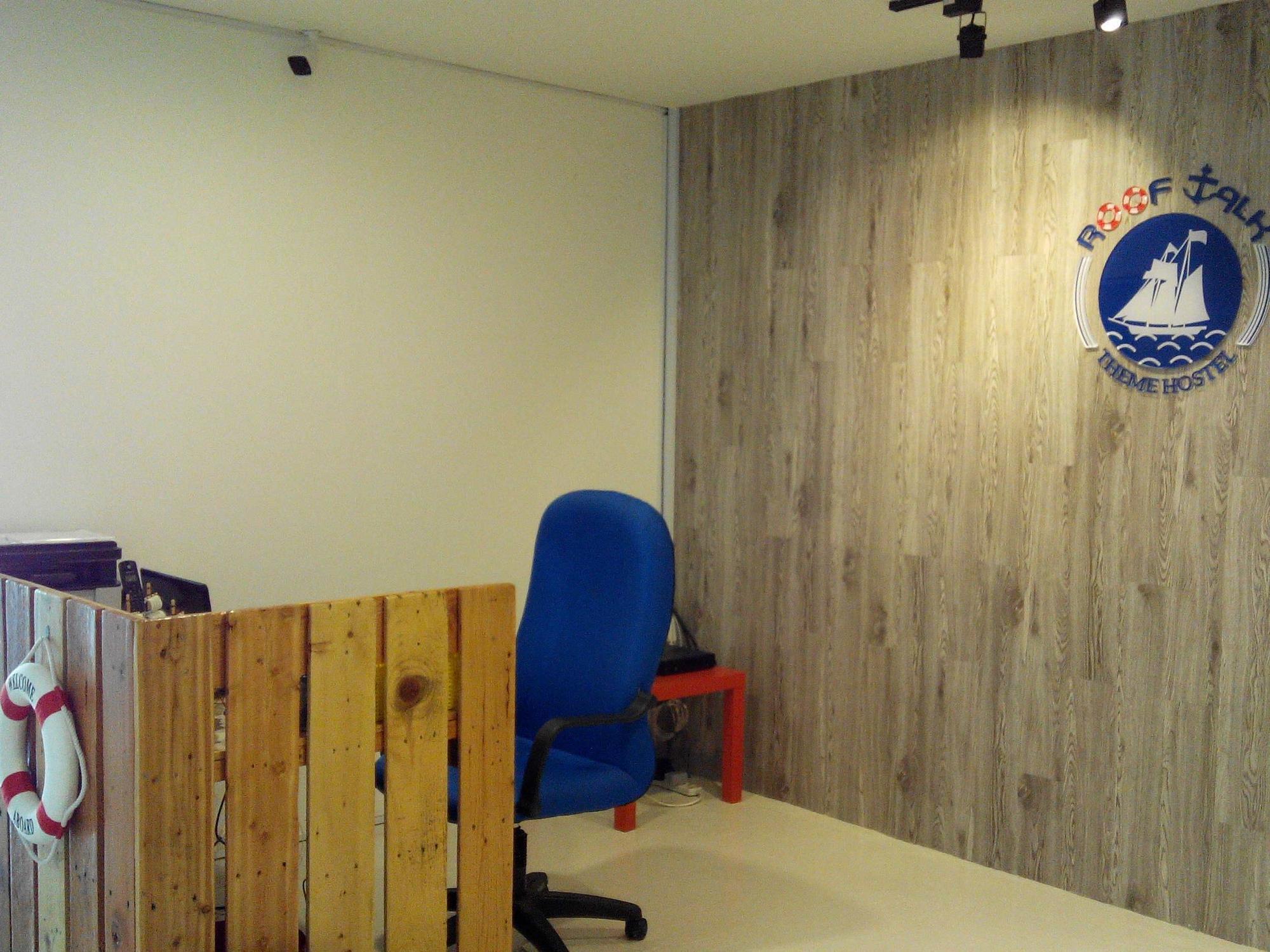 Roof Talk Theme Hostel Johor Bahru Exterior foto